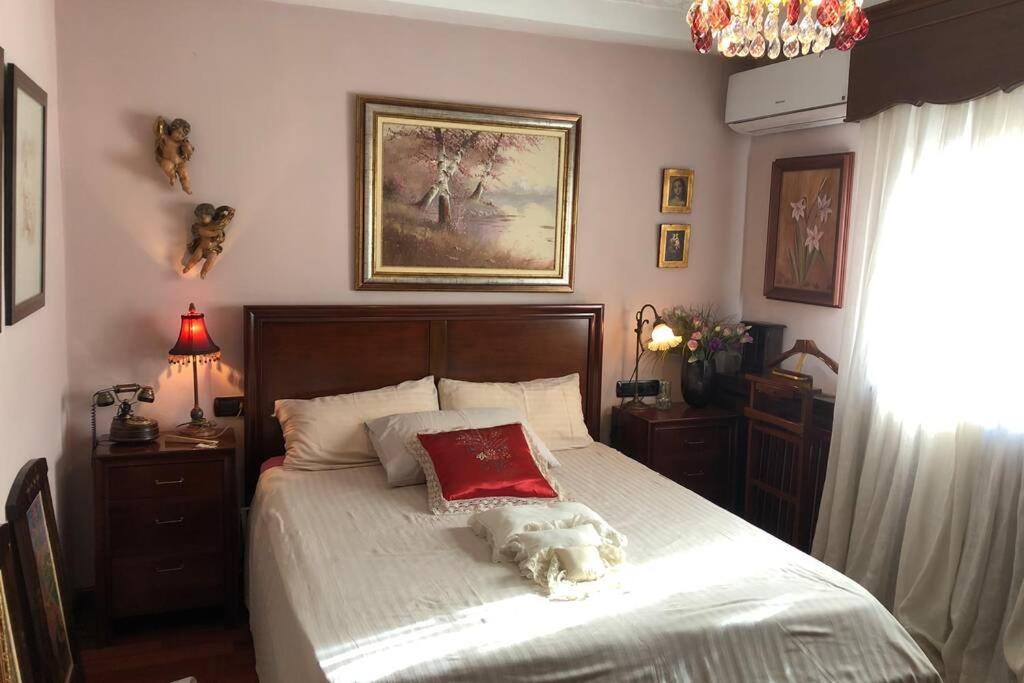 Casa En Granada Con Hermoso Jardin, Parking Calle Exterior photo